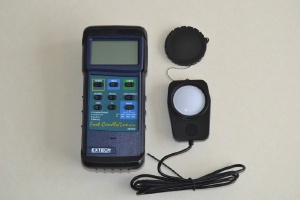 Heavy Duty Light Meter with PC Interface (เครื่องวัดค่าความส่องสว่างแสง)